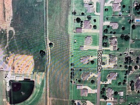 Chad Dr, Tuttle, OK 73089