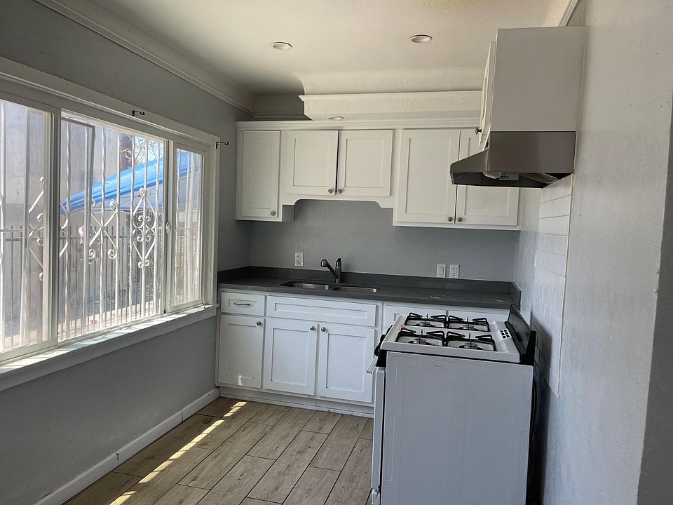 1st image of 612-614 E 87th St #614-1/2