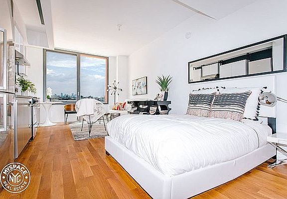 3rd image of 123 Melrose St APT 530