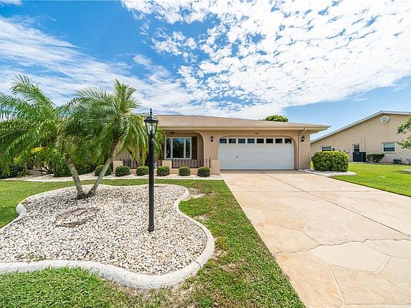 2nd image of 1503 Cloister Dr