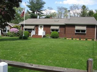 33 Ridge Rd, Morganville, NJ 07751