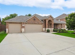 552 Indian Hill Dr, Oak Pt, TX 75068