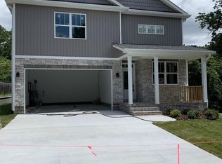 919 Soaring Eagle Cir, Hixson, TN 37343