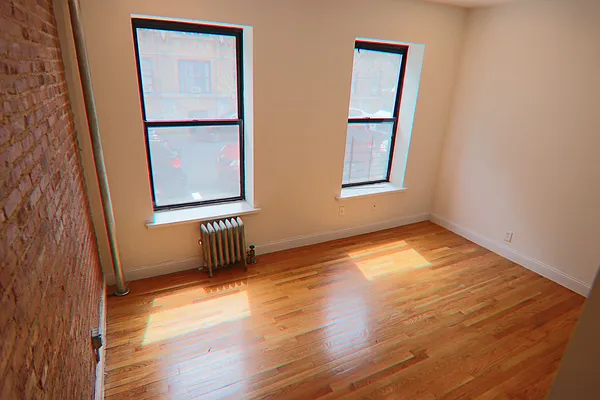 Rented by PMG Real Estate  | media 41