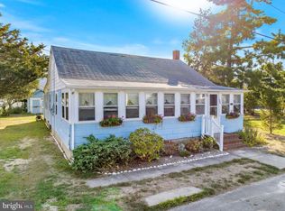 106 E 24th St, Long Beach Township, NJ 08008