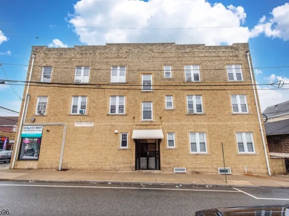 245 Lakeview Ave #8, Clifton, NJ 07011