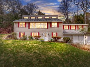 84 Chipmunk Ln, Monmouth, ME 04259