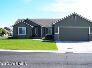 2011 S 60th Ave, Yakima, WA 98903