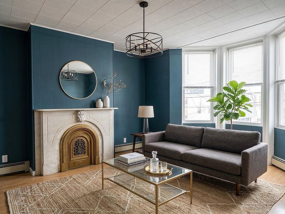 1st image of 23 Poplar St APT 2