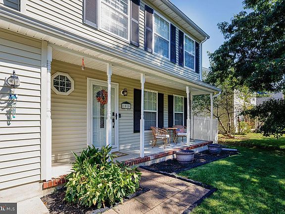 4th image of 1010 Mariner Ave
