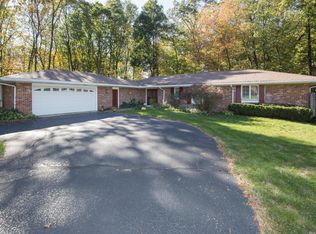 2033 Wild Cherry Ln, Kalamazoo, MI 49009