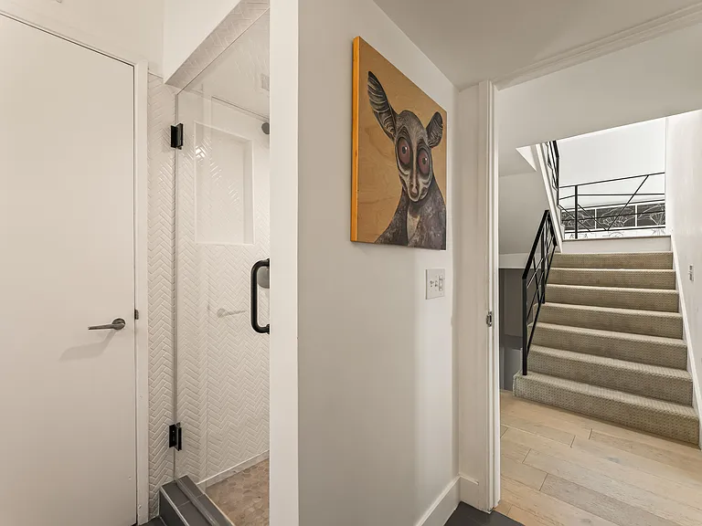 1824 Webster Ave — Photo 39