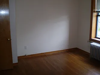 Rented by Maximus Realty Group