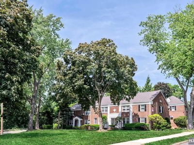 153 River Dr, Elmwood Park, NJ, 07407