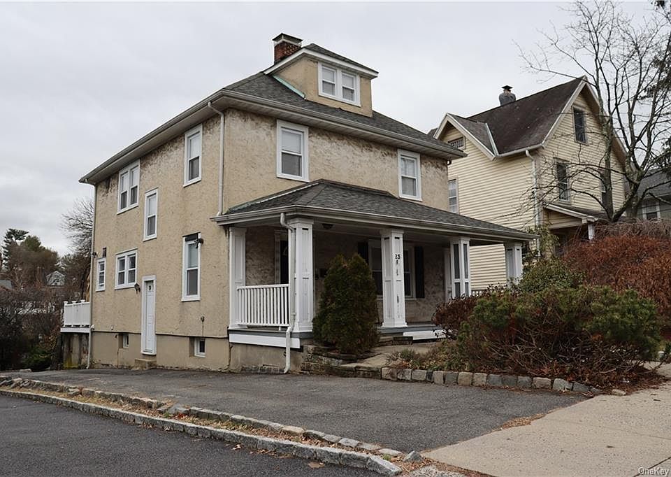 1st image of 23 Oakwood Ave