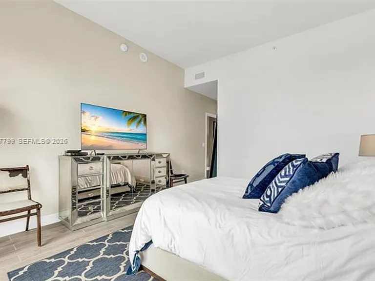 1300 S Miami Avenue Rd #Penthouse 5110 — Photo 31