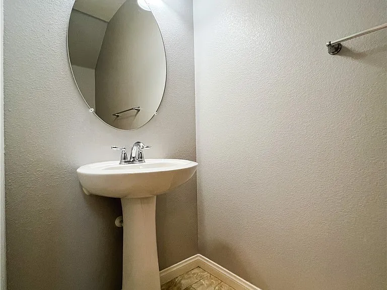 6423 Pochman Mesa St — Photo 42