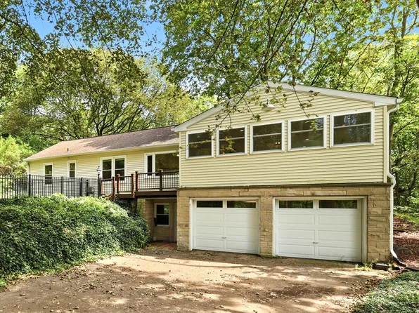 1205 Pinehurst Blvd, Kalamazoo, MI 49006