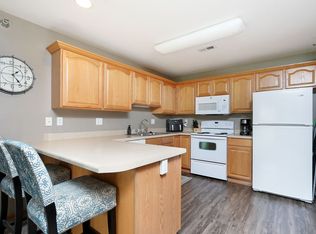 701 SE Dovetail Rd APT 4, Grimes, IA 50111