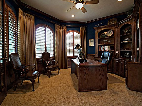 4th image of 13619 Lakehills View Cir