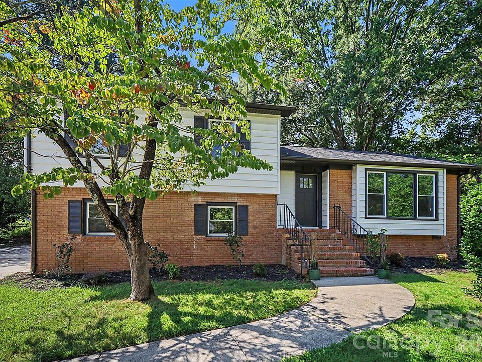 1st image of 5324 Cheval Pl
