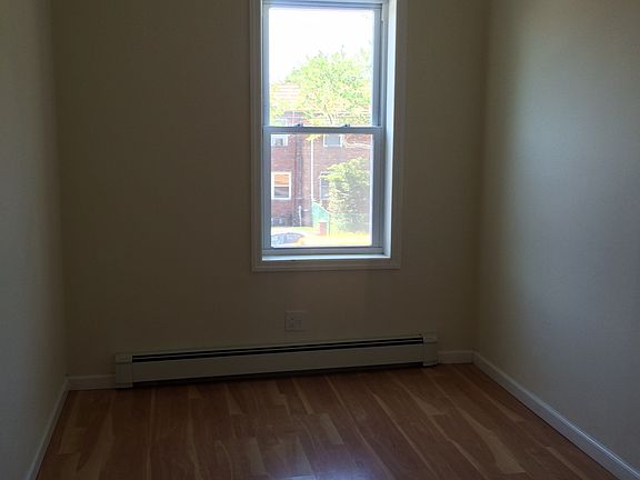 3rd image of 11217 Francis Lewis Blvd #2