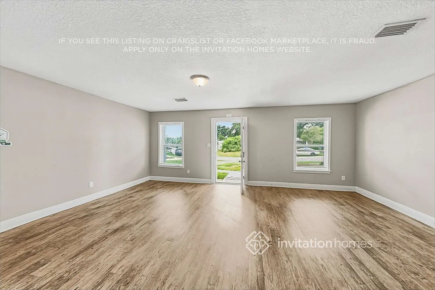 725 Clayton St Brandon, FL 33511 — Photo 4