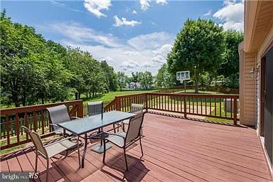 13699 Southernwood Ct — Photo 30