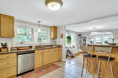 11 Keefe Ave Photo 1