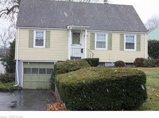 25 Harding St, Wethersfield, CT 06109