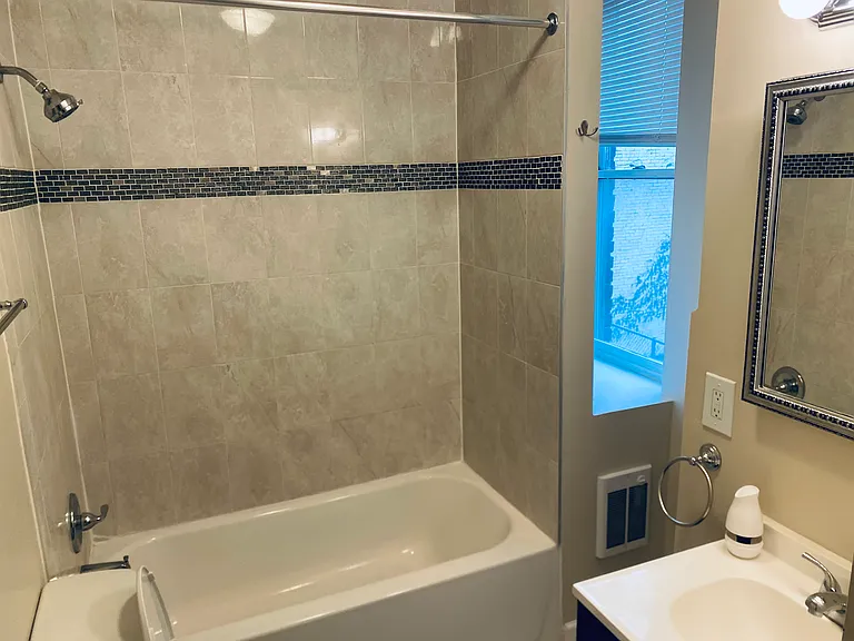 2035 P St NW #3 — Photo 14