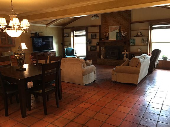 5th image of 703 Texas St #155