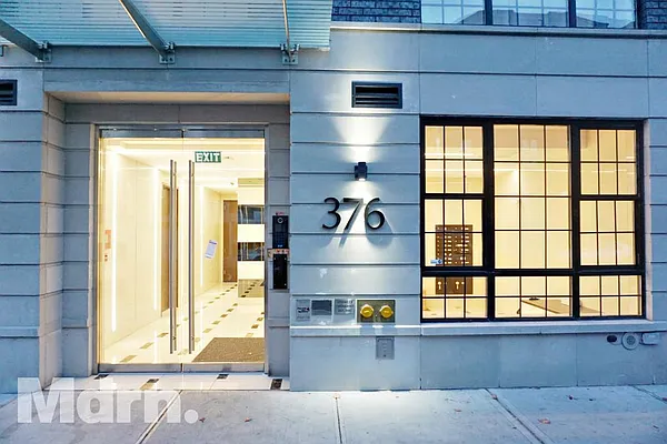Rented by Mdrn Residential | media 47