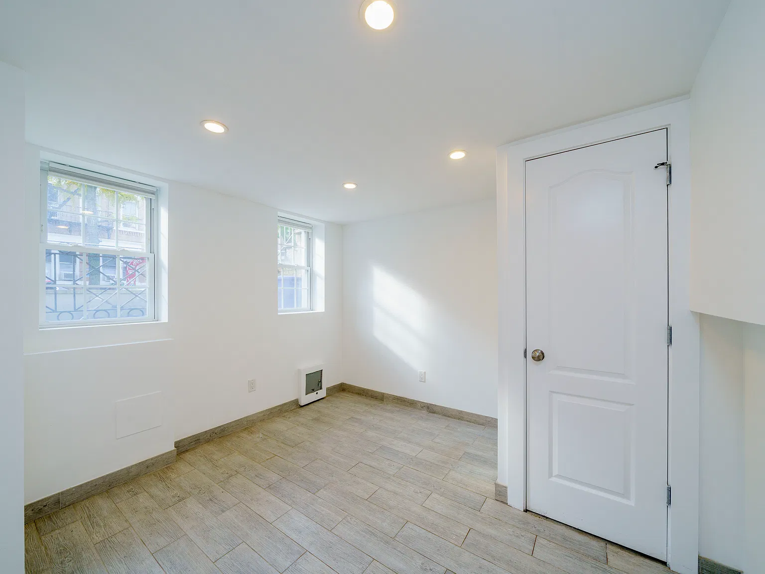 127 33rd Street — Photo 4