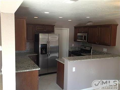 4th image of 908 Amber Dr