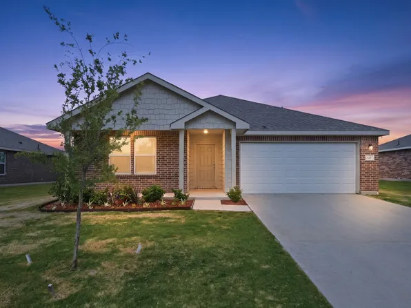 521 Jameson St, Springtown, TX 76082