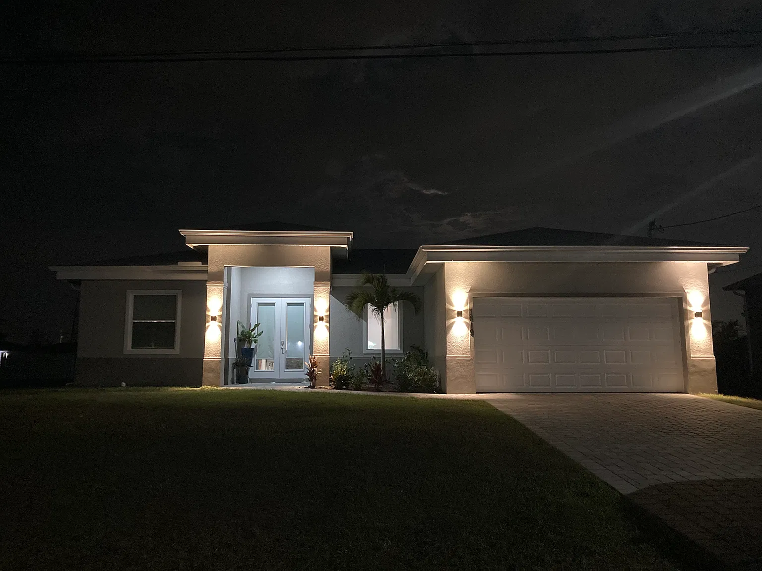 1819 NW 6th Ave — Photo 2