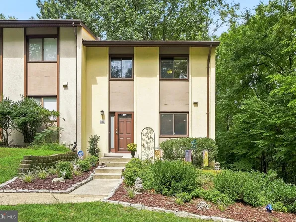 11961 Barrel Cooper Ct, Reston, VA 20191