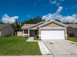 4724 Bloom Dr, Plant City, FL 33566