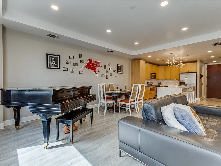 1505 Elm St #1101 — Photo 16