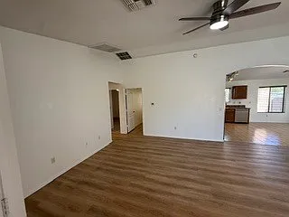 4 bed, 2.0 bath, 1556 sqft, $1,850 — Photo 4