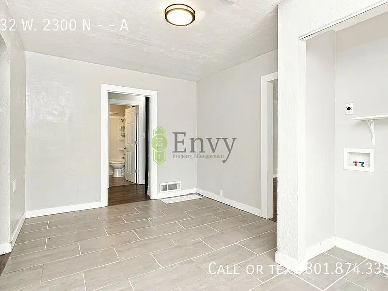 432 W 2300 N #A — Photo 4