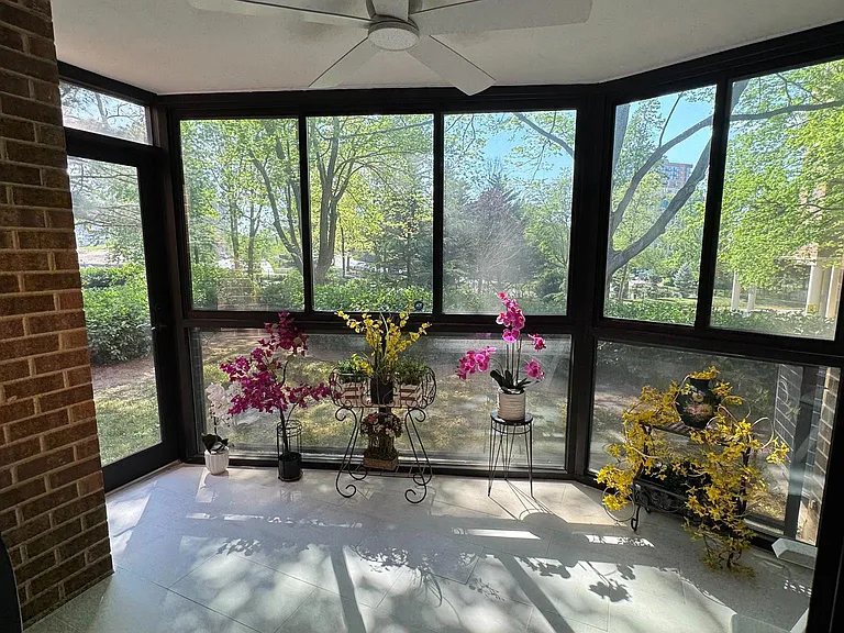 8330 Greensboro Dr #6/0003 — Photo 19