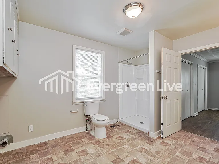 129 Winburn St — Photo 11