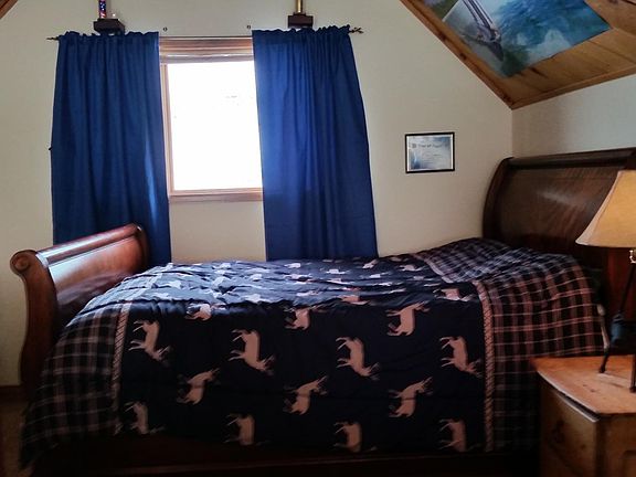 Loft Space (bedroom or office)