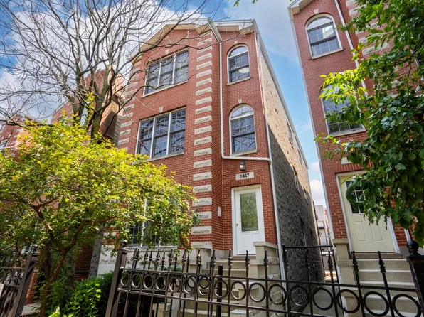 1447 W Walton St APT 2, Chicago, IL 60642