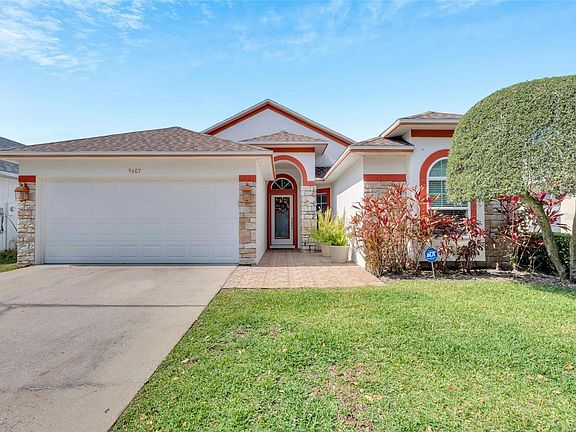 3rd image of 9607 Laurel Ledge Dr