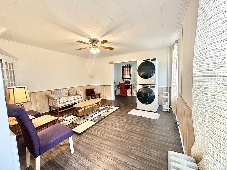 1001 Cherry St — Photo 3
