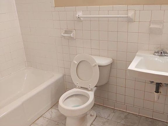 4th image of 205 N 2nd Ave #4