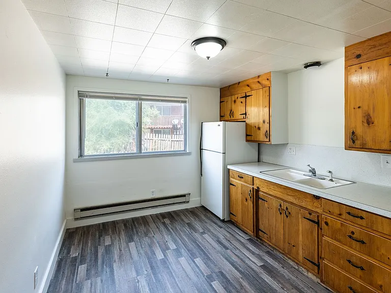 D1420AV — Photo 16